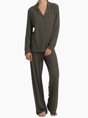 EUC Skims Soft Lounge Sleep Set Ribbed M